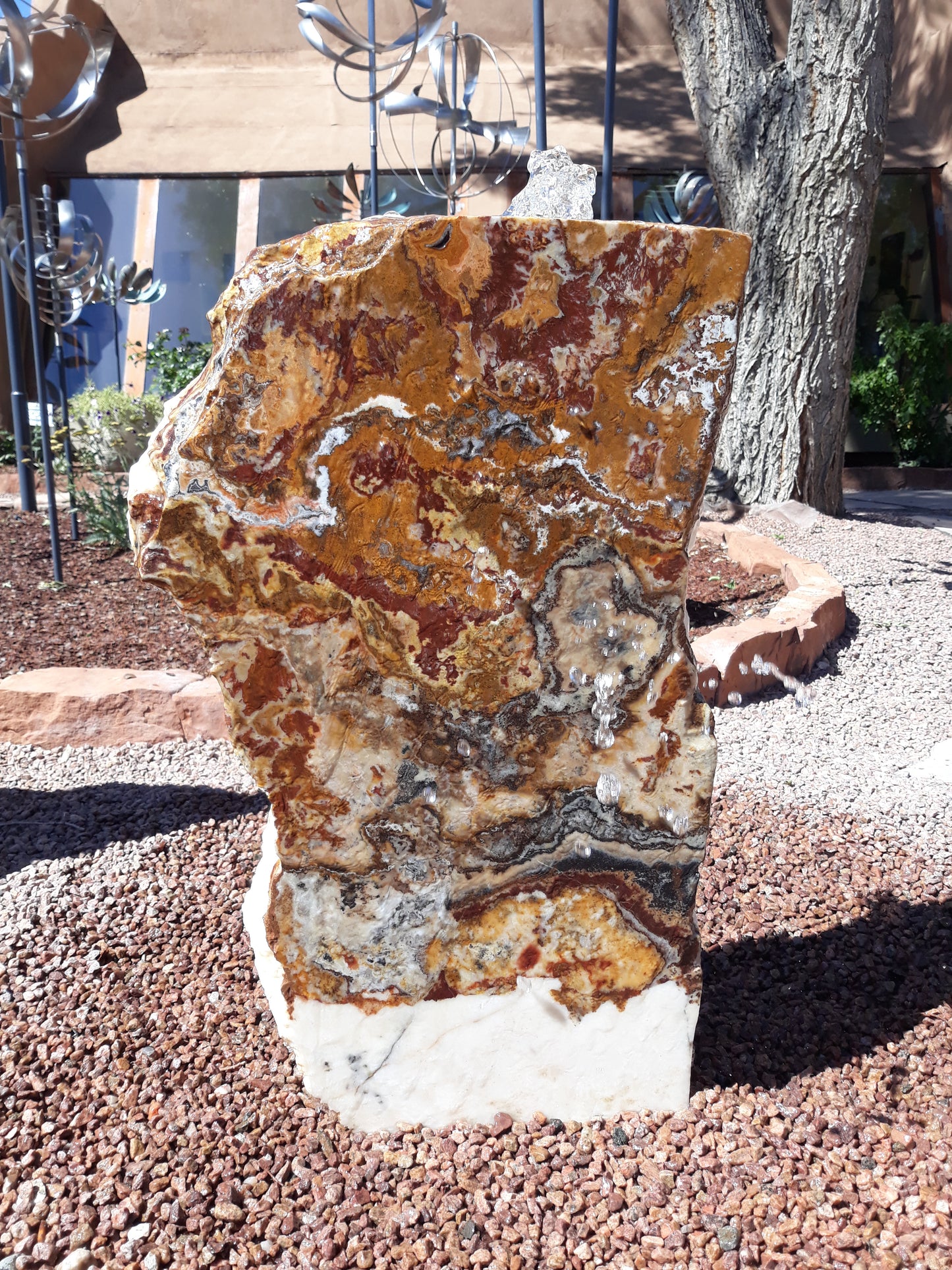 Strata | 28" x 17" x 4.5"