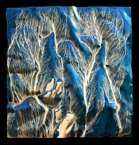 The Living Current | 29" x 29"